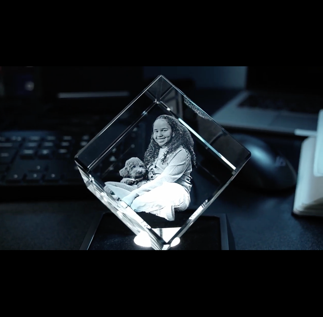 3D Crystal Cut Corner Diamond